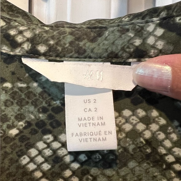 Blouse - Picture 3 of 3